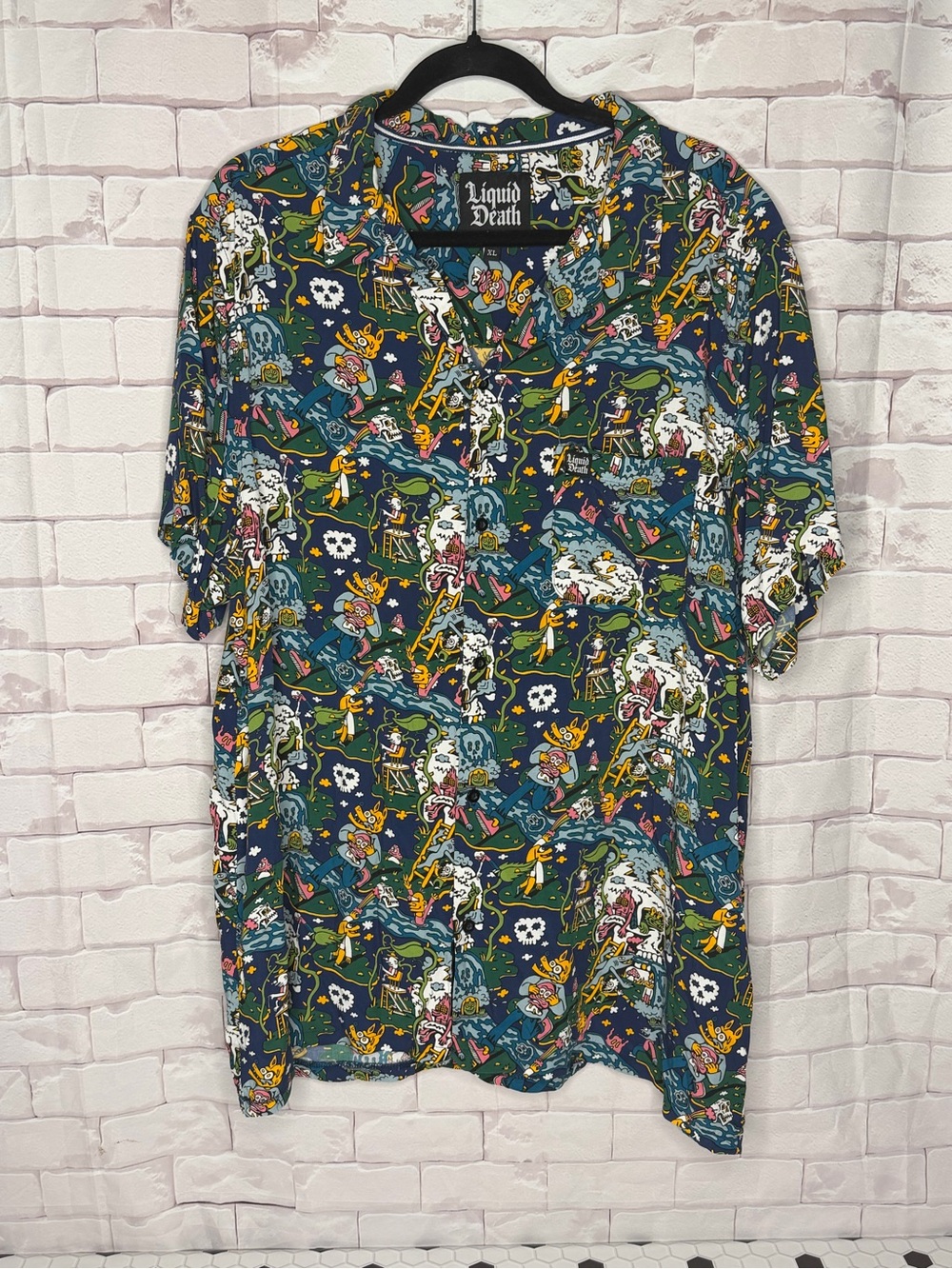 Liquid Death Graphic Button Up Shirt XL Alternative Streetwear Rayon Camp Shirt